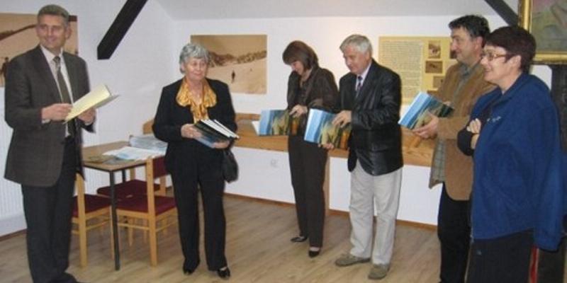 Sympozjum Naukowe nt. „Narciarstwo w Polsce i na Świecie 1888-2008” Sympozjum Naukowe nt. „Narciarstwo w Polsce i na Świecie 1888-2008”