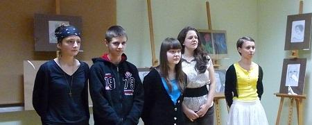 Piątkowy wernisaż w Muzeum Narciarstwa należał do młodzieży Piątkowy wernisaż w Muzeum Narciarstwa należał do młodzieży