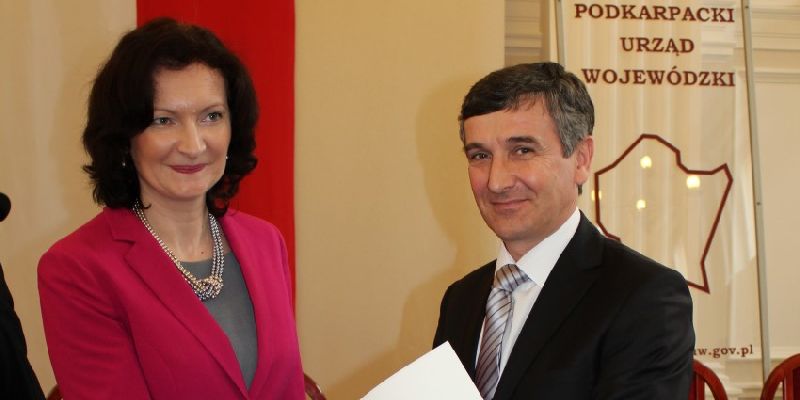 Promesa dla Powiatu Jasielskiego na remont drogi w Pagórku i Radości Promesa dla Powiatu Jasielskiego na remont drogi w Pagórku i Radości