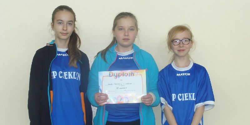 POWIATOWE IGRZYSKA MŁODZIEŻY SZKOLNEJ W TENISIE STOŁOWYM W KATEGORII DZIEWCZĄT POWIATOWE IGRZYSKA MŁODZIEŻY SZKOLNEJ W TENISIE STOŁOWYM W KATEGORII DZIEWCZĄT