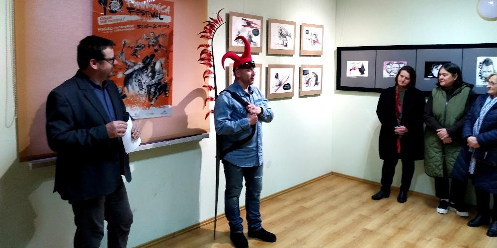 Wernisaż Bartłomieja Belniaka w Muzeum Narciarstwa im. Stanisława Barabasza w Cieklinie Wernisaż Bartłomieja Belniaka w Muzeum Narciarstwa im. Stanisława Barabasza w Cieklinie